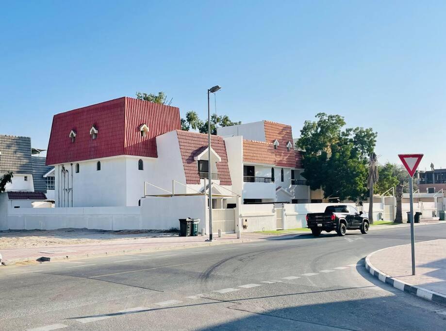 Villa The