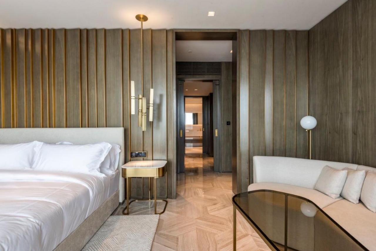 Five Palm Jumeirah Apartment *