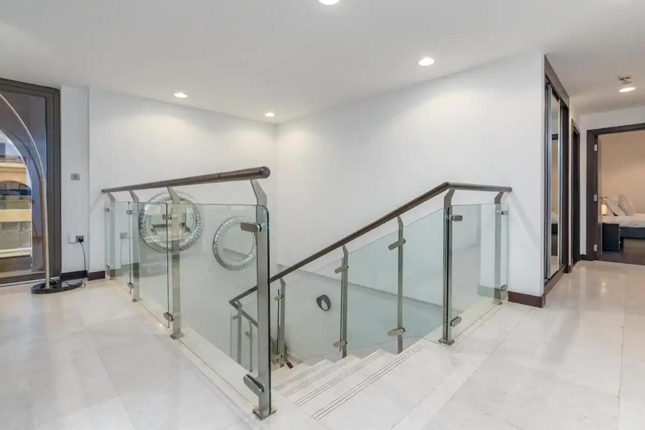 6 Bedrooms In The Main Jbr Walk * Dubai