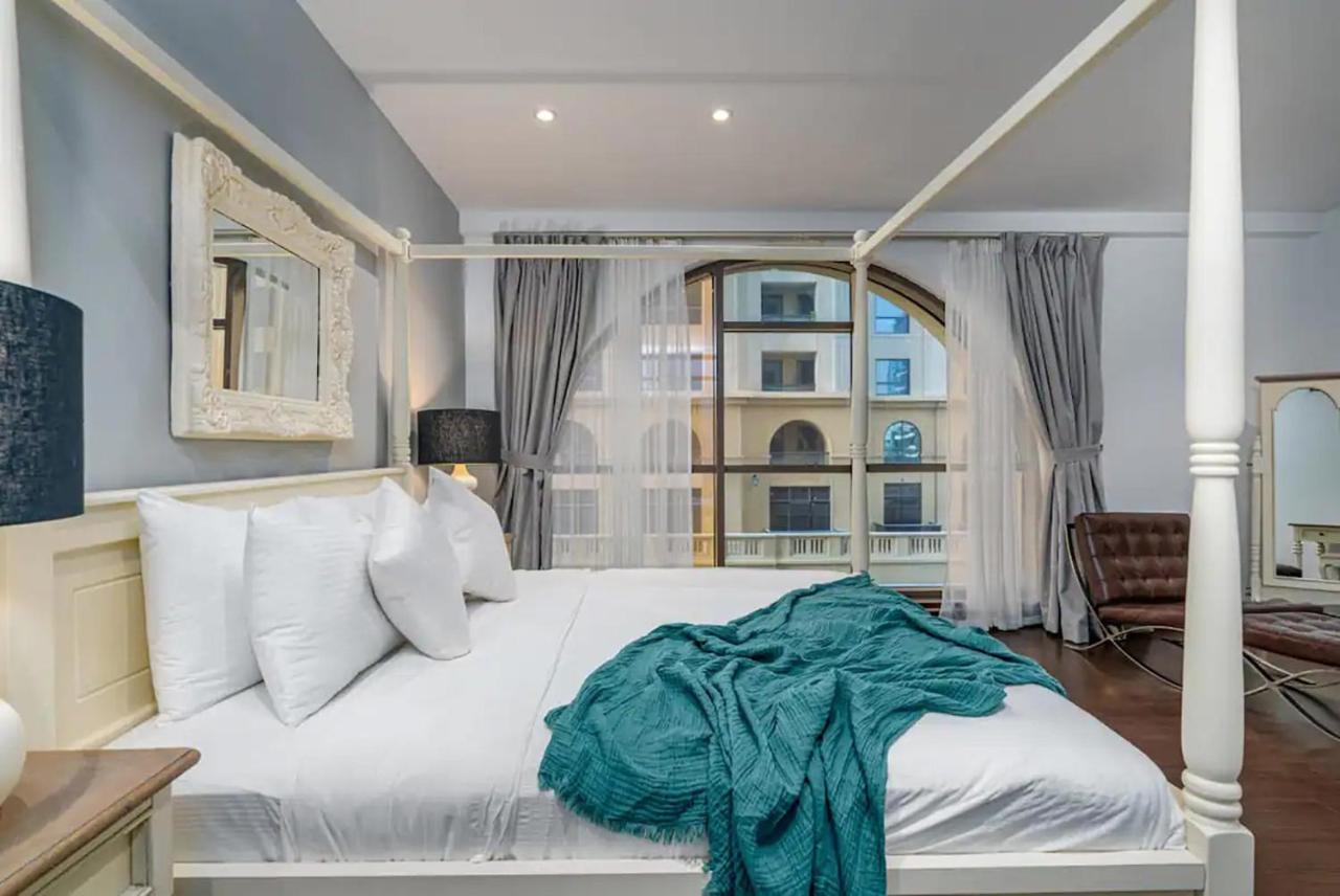 Holiday home 6 Bedrooms In The Main Jbr Walk