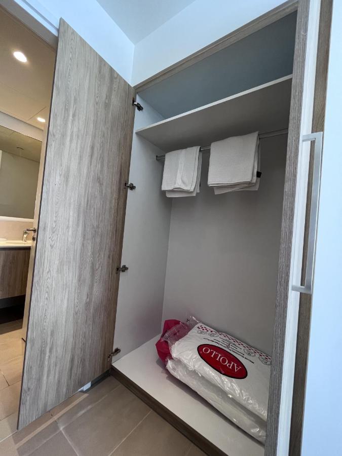 Exquisite 2bdr Apartment, Park Ridge Executive Residences, Hills *