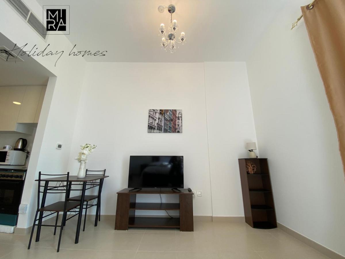 Mira Homes - Serviced In
