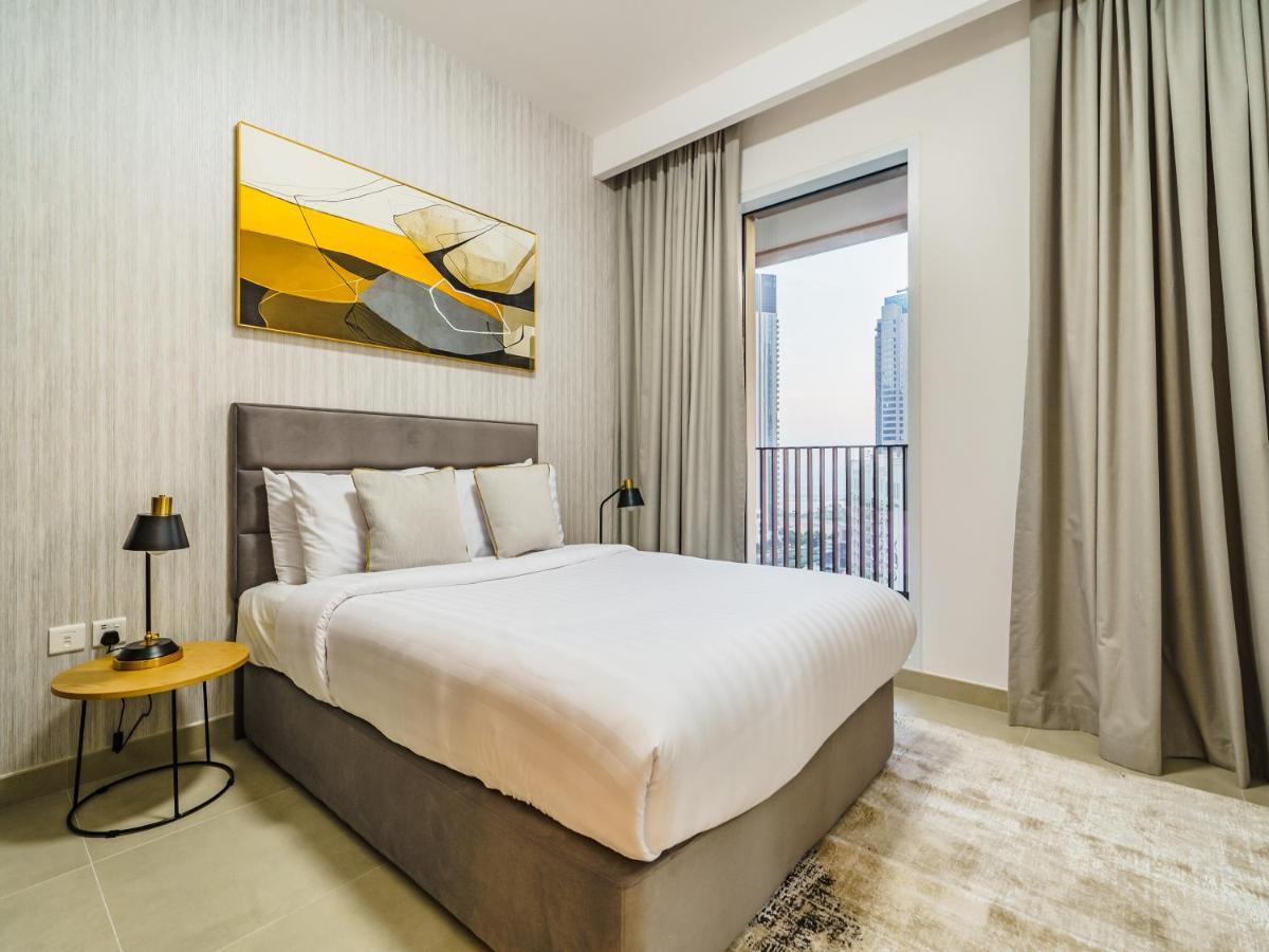 Apartment Incredible Waterfront With Panoramic Views *