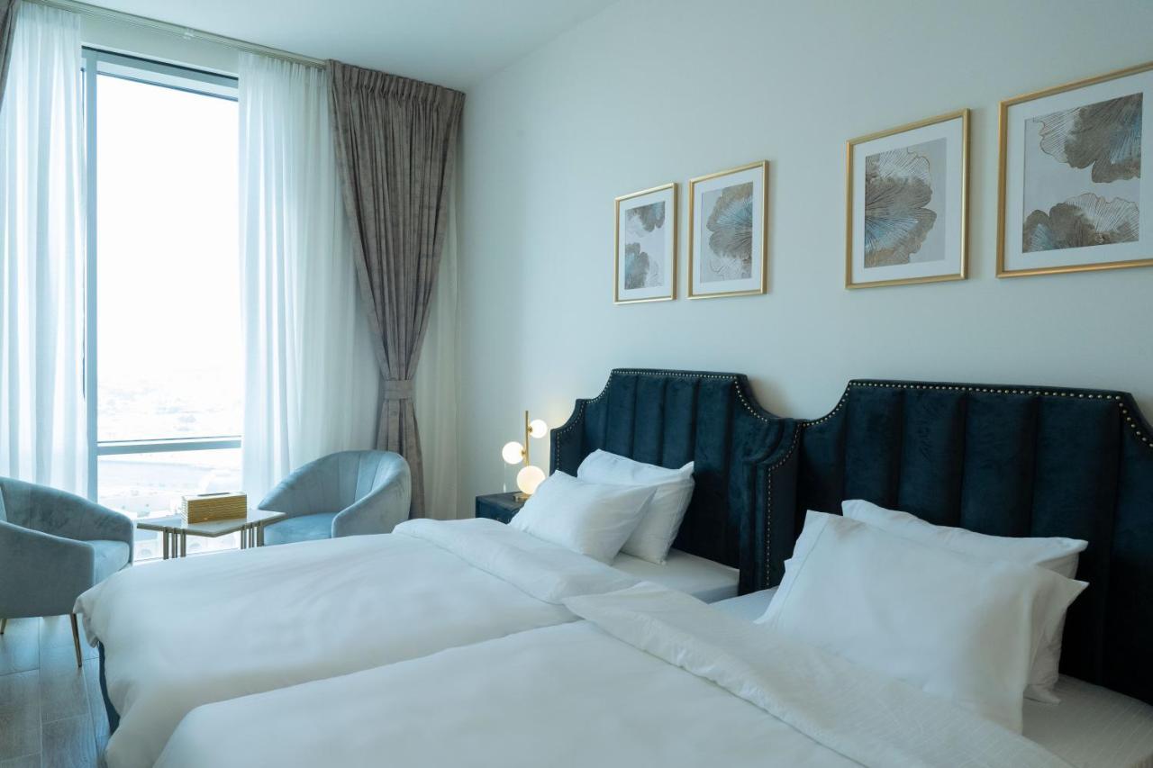 Brand New 2br With Full Sea & Canal View Apartment *