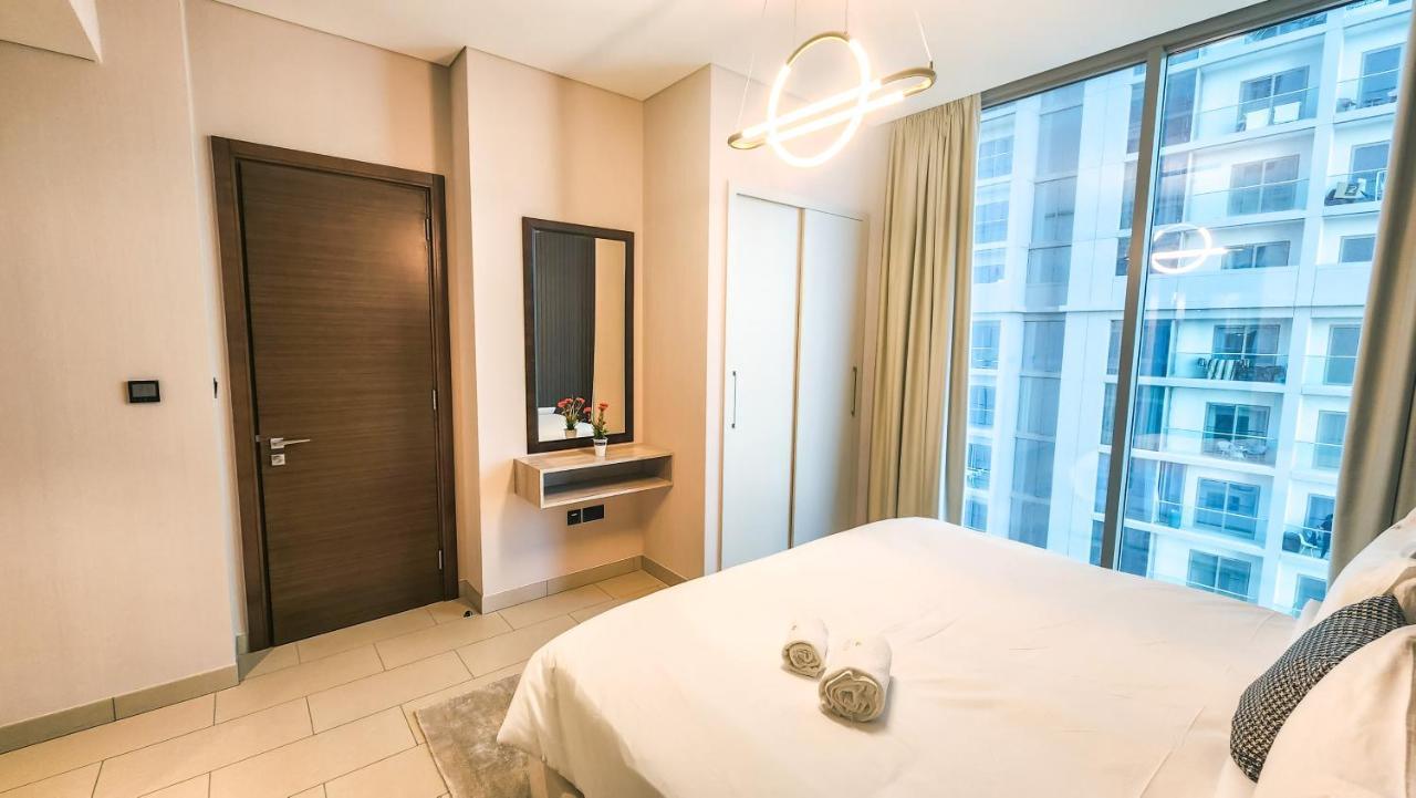By Latinem Luxury 2br Cvr B1307 Near Burj Khalifa Dubai