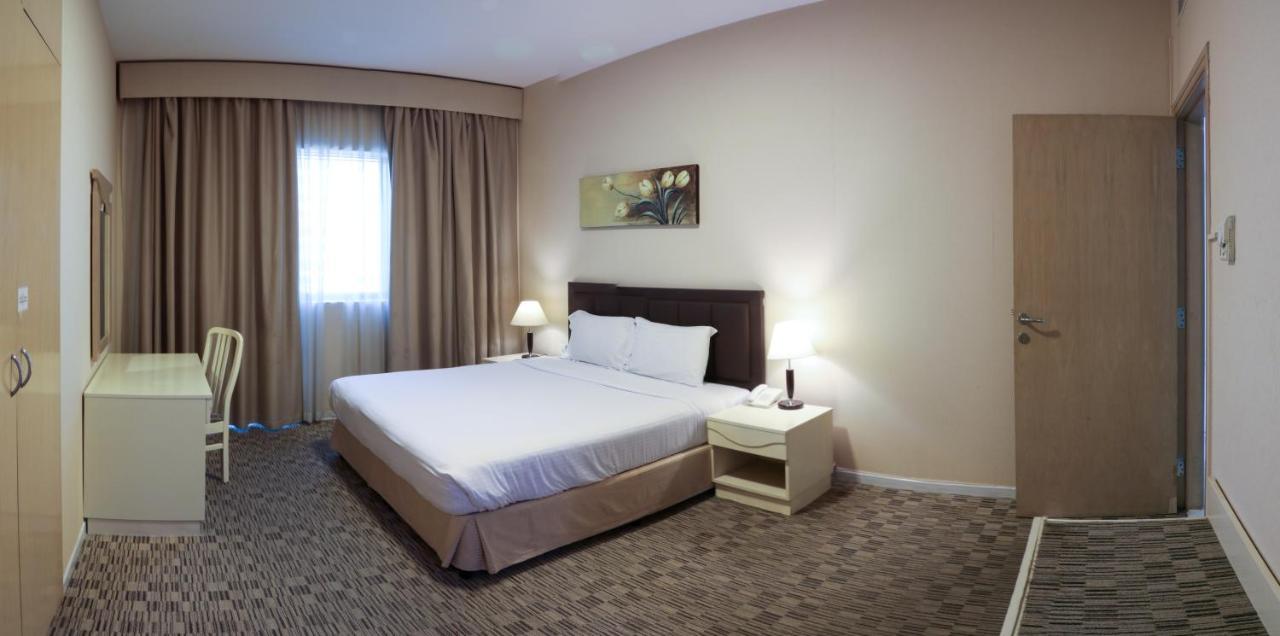 Aparthotel Wescott Pearl 3*