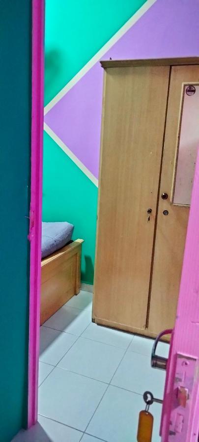 Apartment Sharaf Dg Metro Partition Private - 39flat-05#