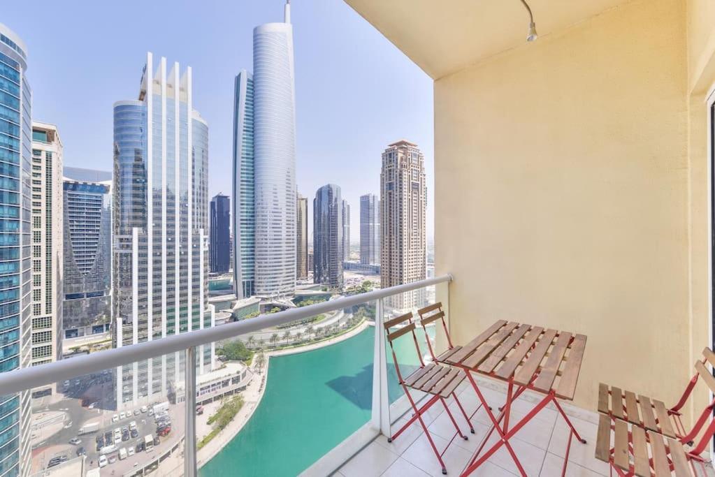 Oasis The View In * Dubai
