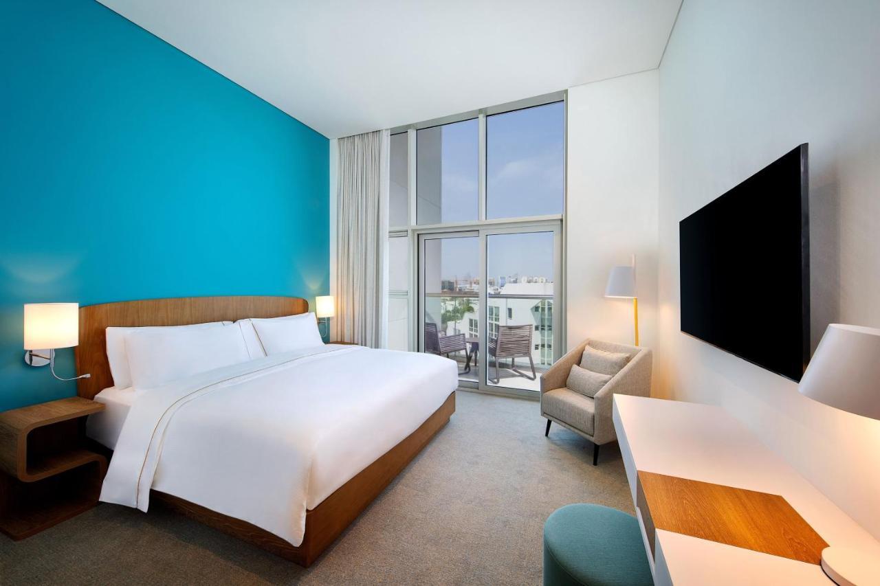 Element Airport Hotel 3*