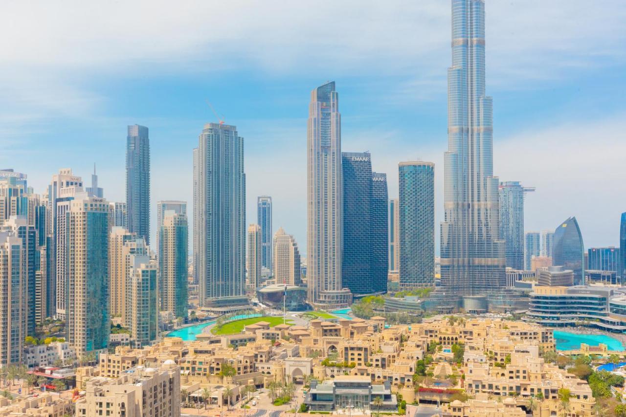 Boutique Living - Burj Views - Renovated Apartment *