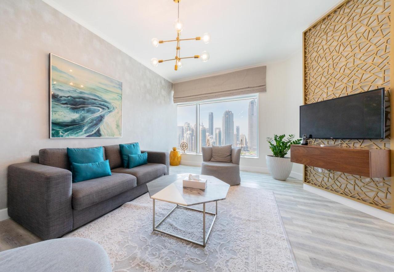 Boutique Living - Burj Views - Renovated * Dubai