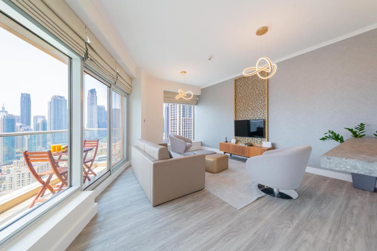 Boutique Living - Burj Views - Renovated Apartment