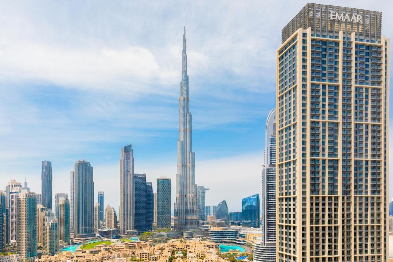 Boutique Living - Burj Views - Renovated Apartment *