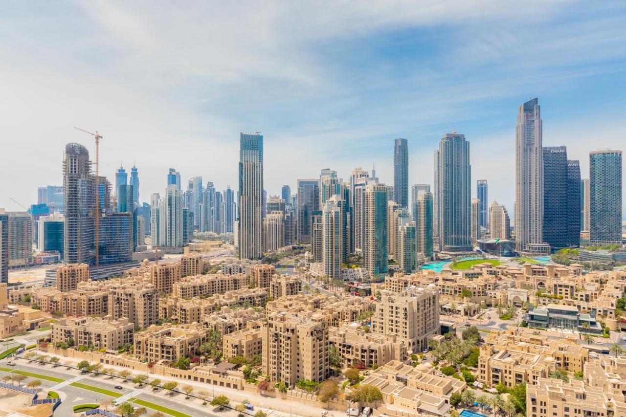 Boutique Living - Burj Views - Renovated * Dubai
