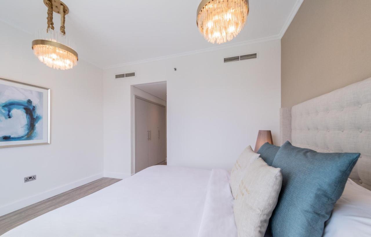 Boutique Living - Burj Views - Renovated Dubai