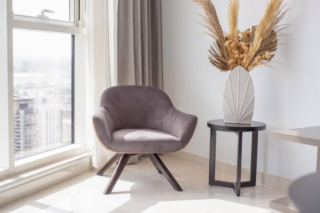 Upscale 1 Bed In Business Bay-suiteable