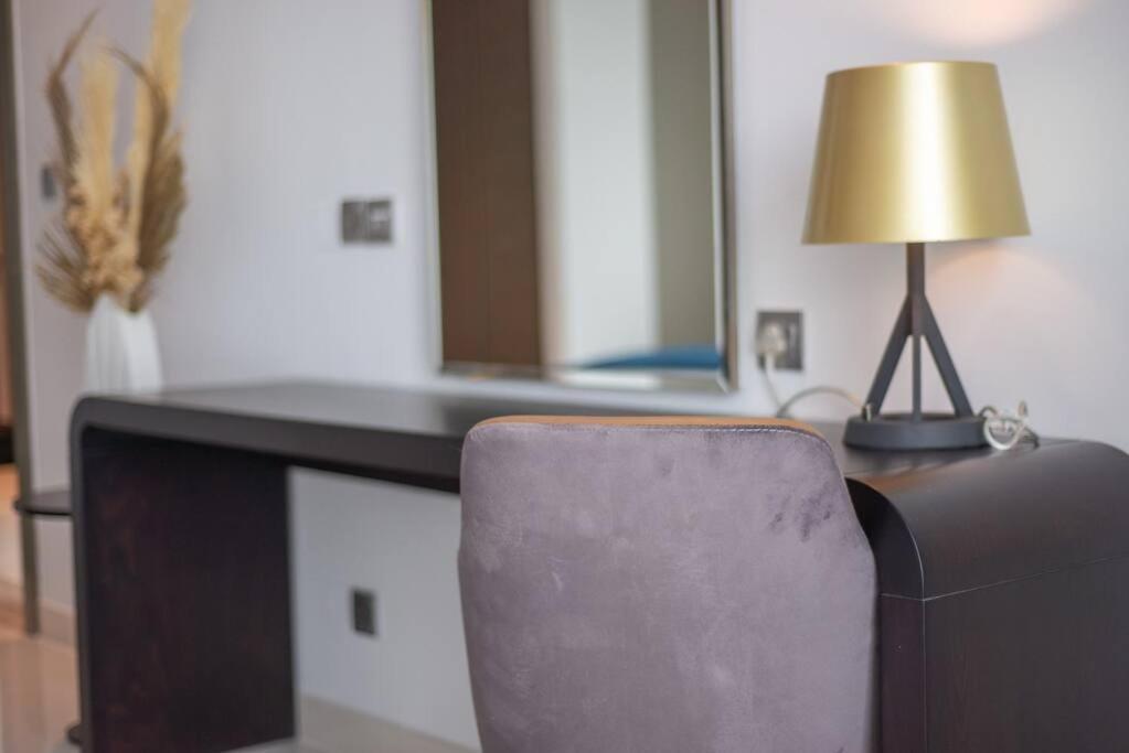 Upscale 1 Bed In Business Bay-suiteable Apartment *