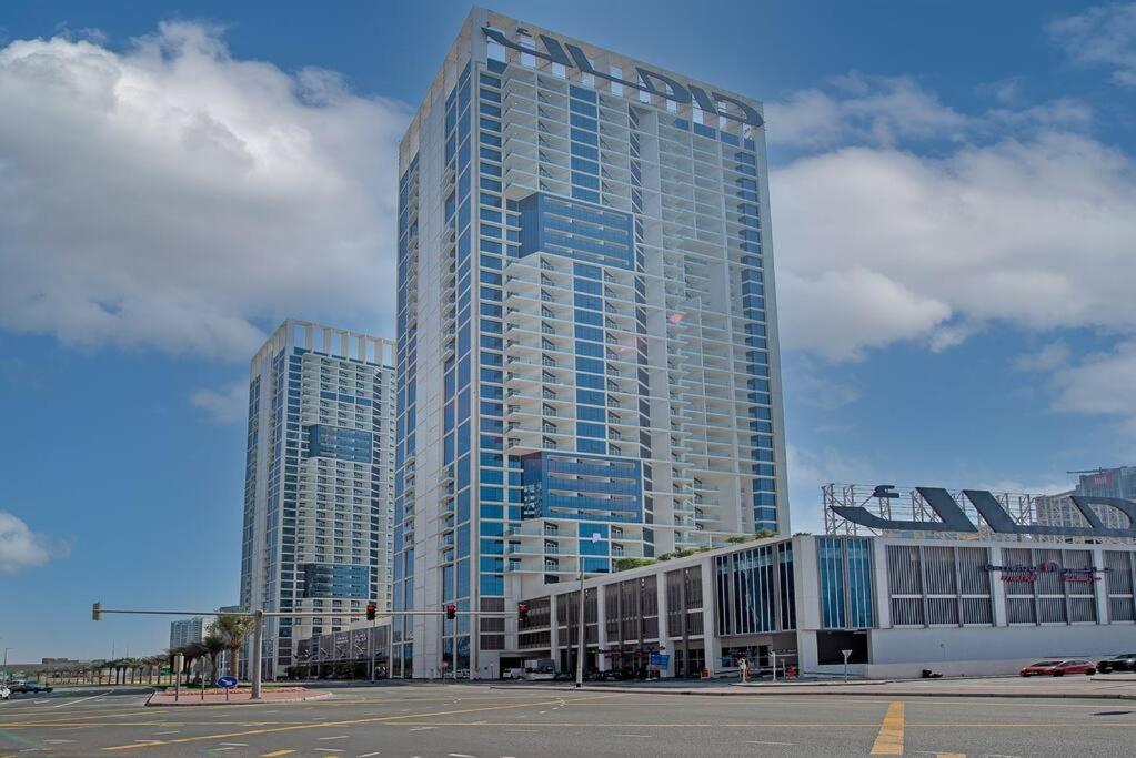 Upscale 1 Bed In Business Bay-suiteable Dubai