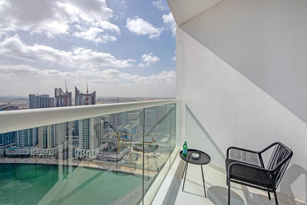 Upscale 1 Bed In Business Bay-suiteable Dubai