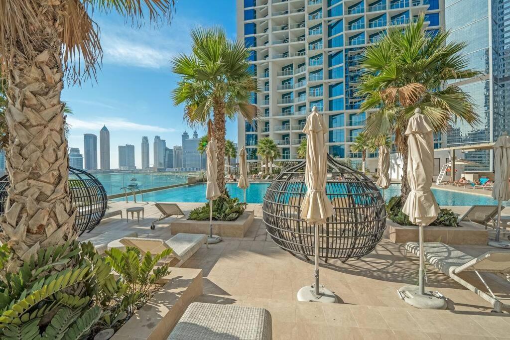 Upscale 1 Bed In Business Bay-suiteable *