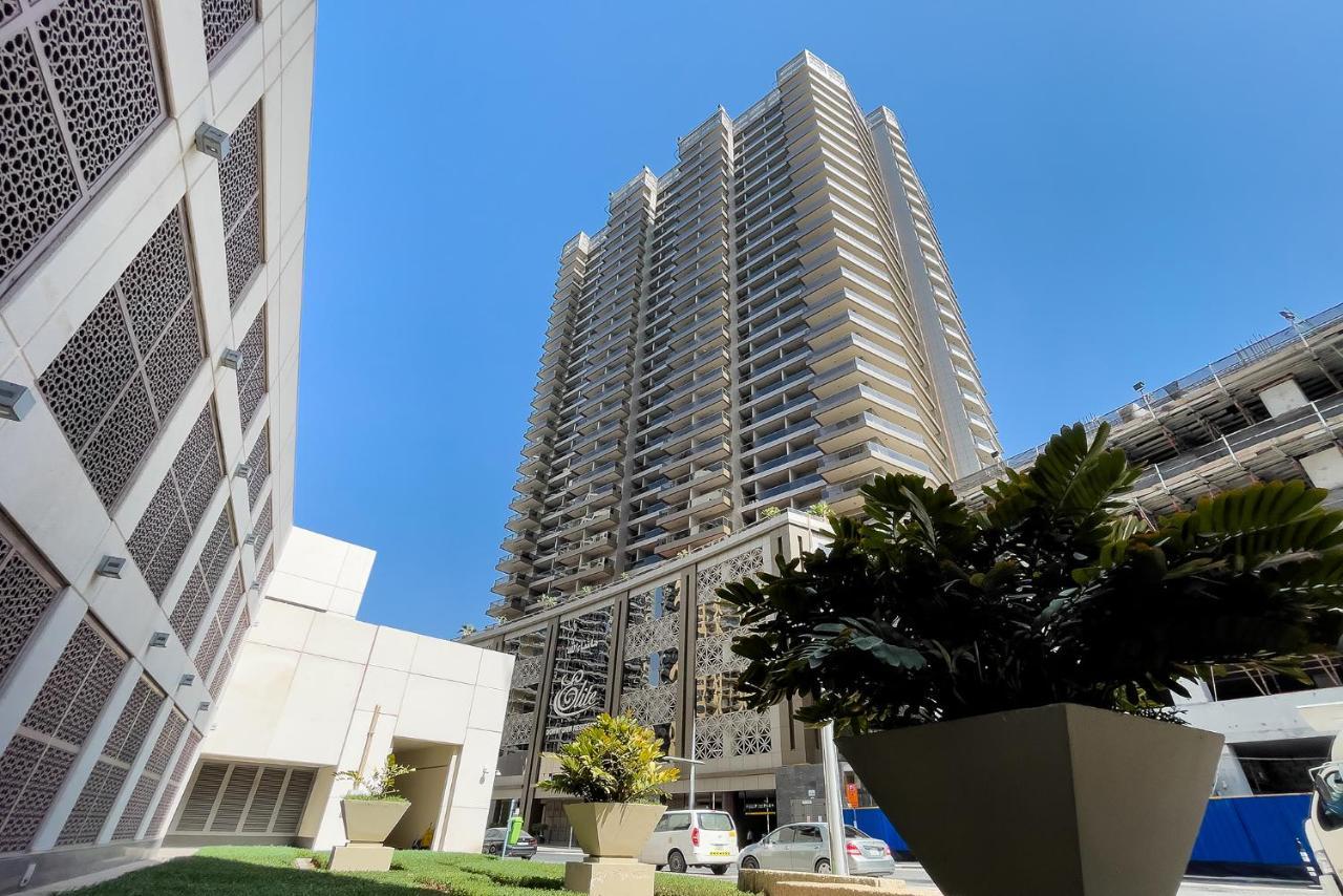 Beautiful In Elite Downtown Apartment