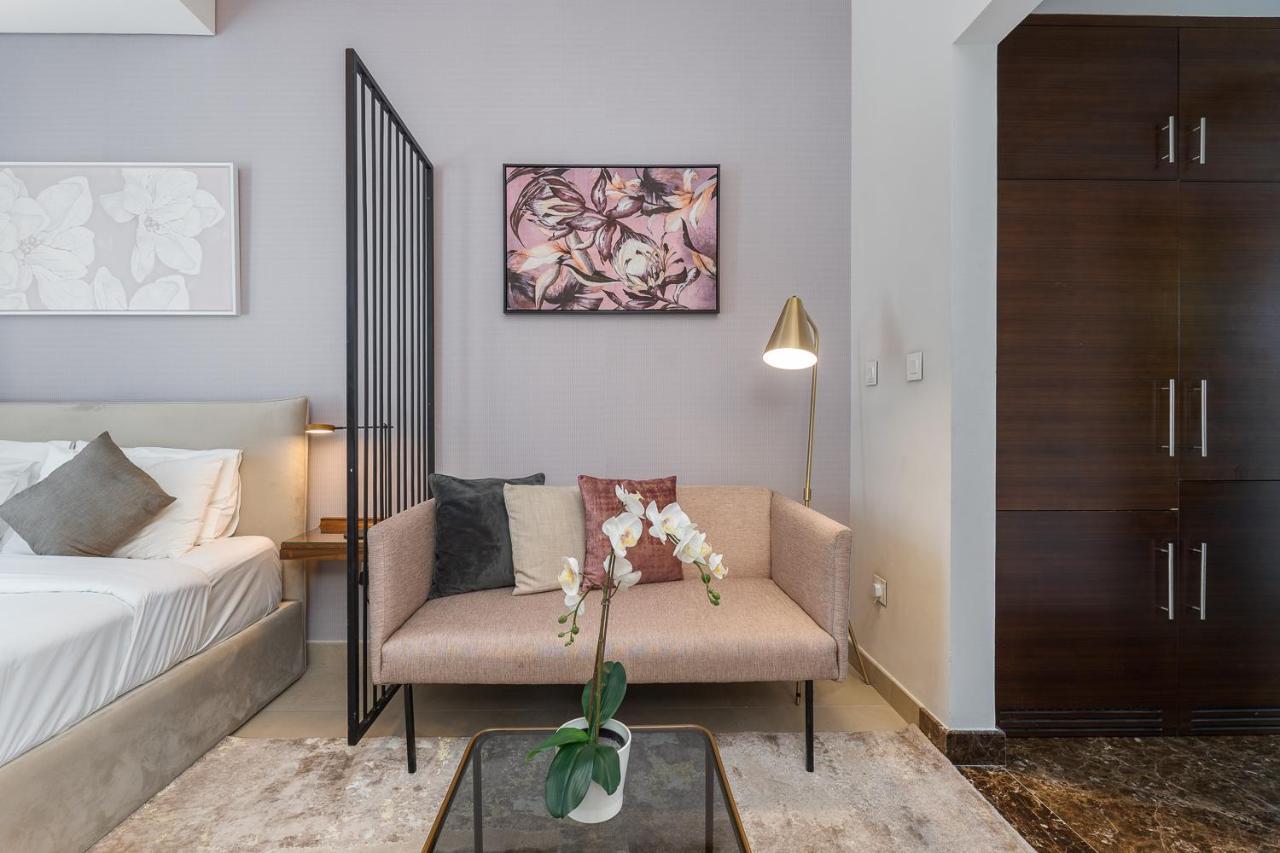 Elegant Studio Sparkle Tower Jbr By Suiteable Apartment *