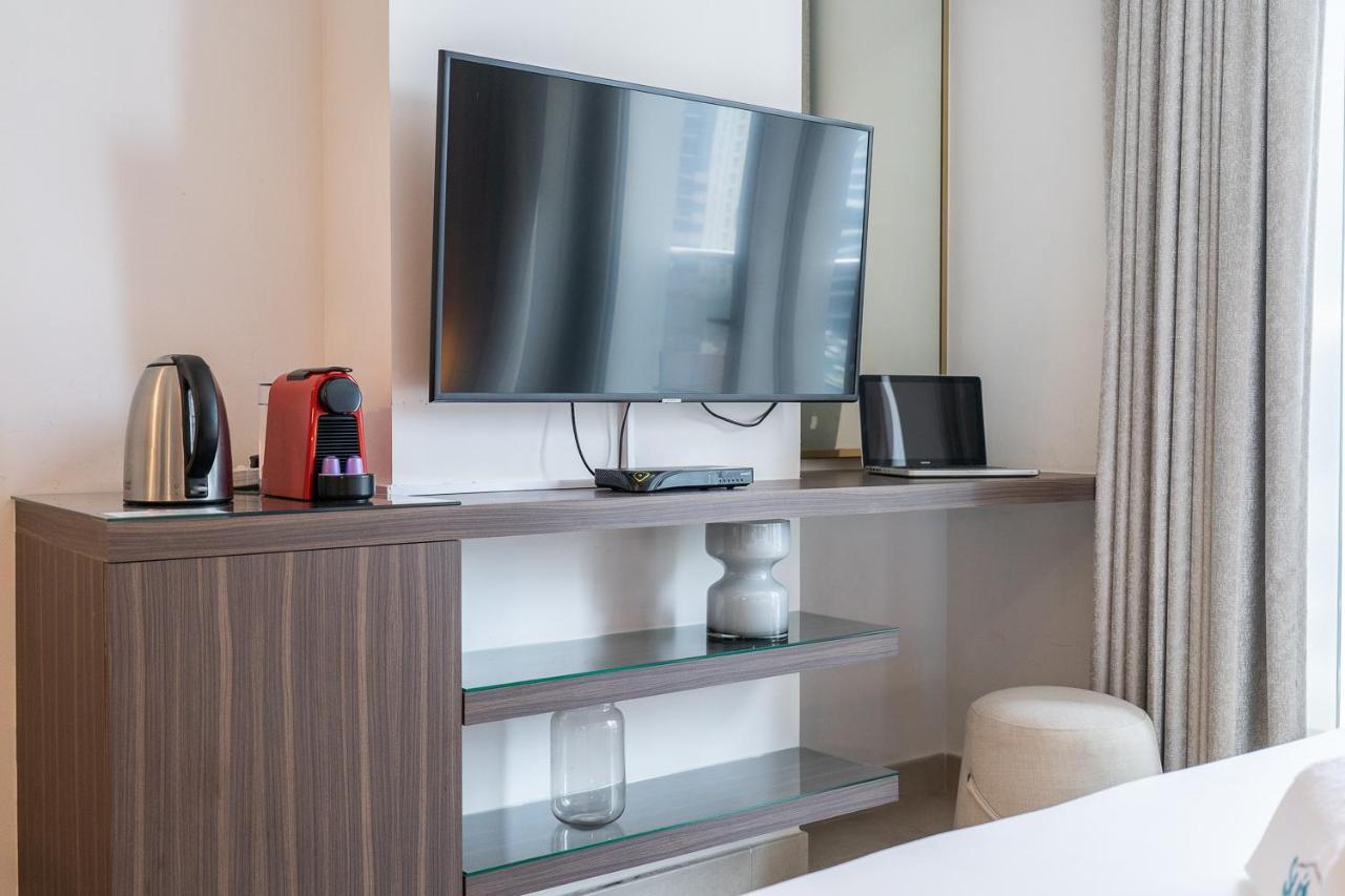 Elegant Studio Sparkle Tower Jbr By Suiteable Apartment Dubai