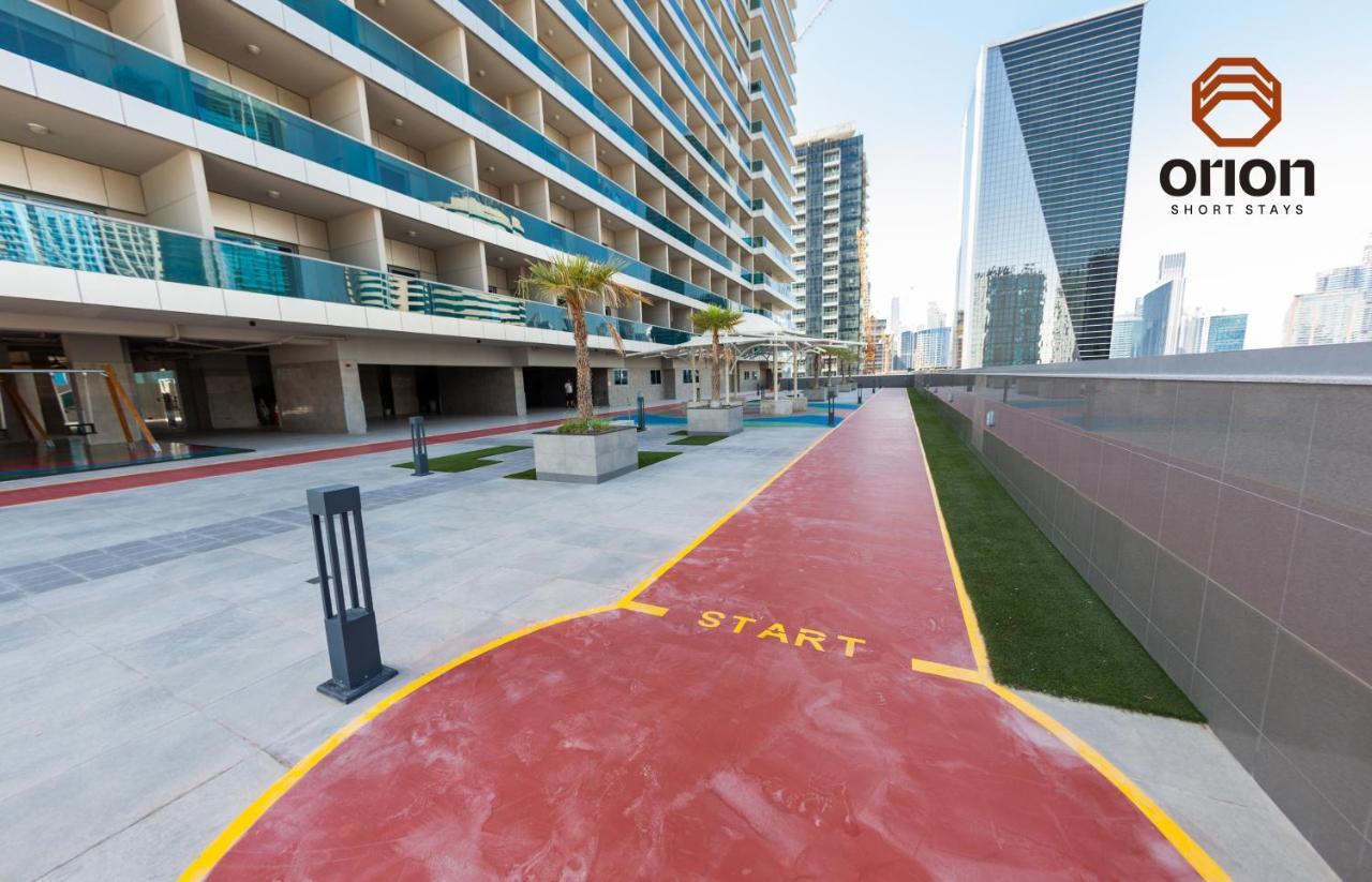 Apartment Canal View Studio: Mall Proximity & Luxury Amenities