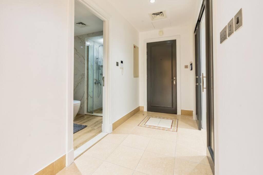 Unique 2bedroom In The Heart Of Old Downtown Apartment Dubai