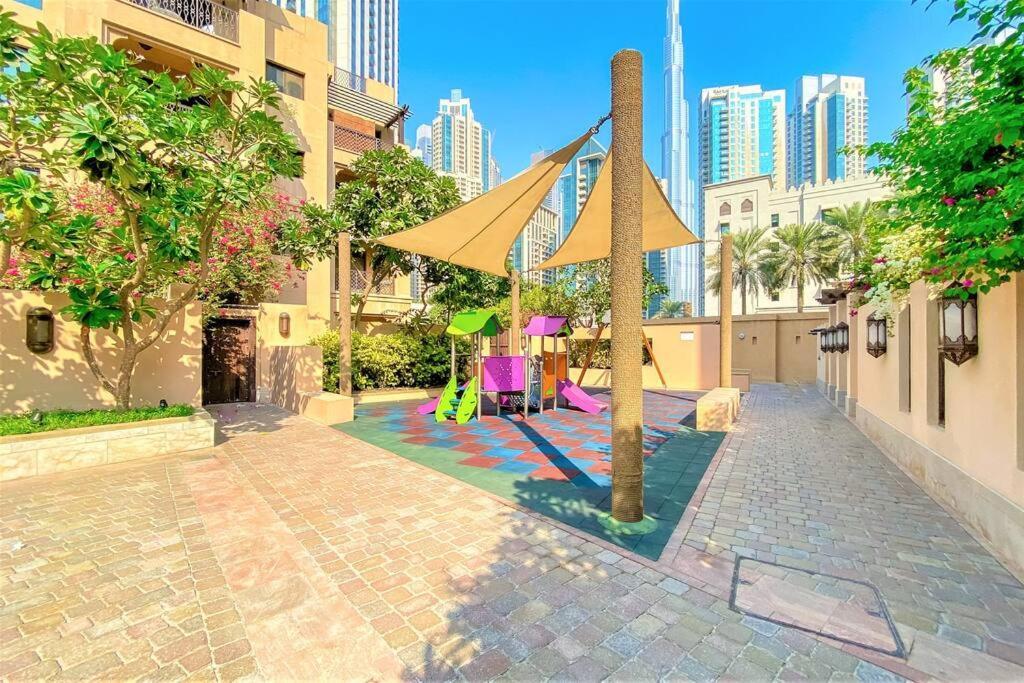 Unique 2bedroom In The Heart Of Old Downtown Apartment Dubai