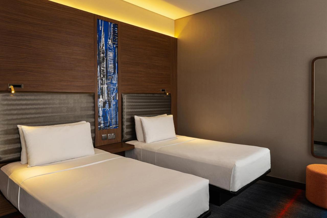 Aloft Me'aisam, Hotel