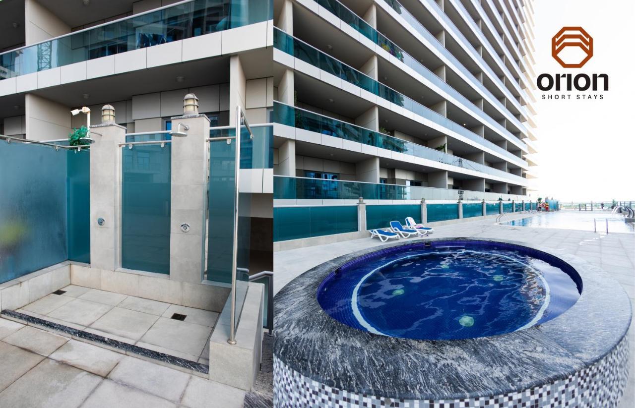 Canal View Studio: Mall Proximity & Luxury Amenities Apartment Dubai