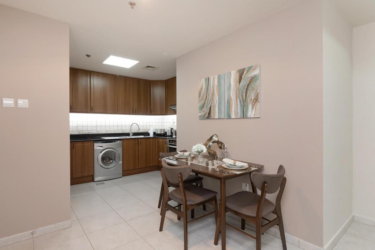 Luxury Princess Tower 1 Bedroom Brand New Furnished * Dubai