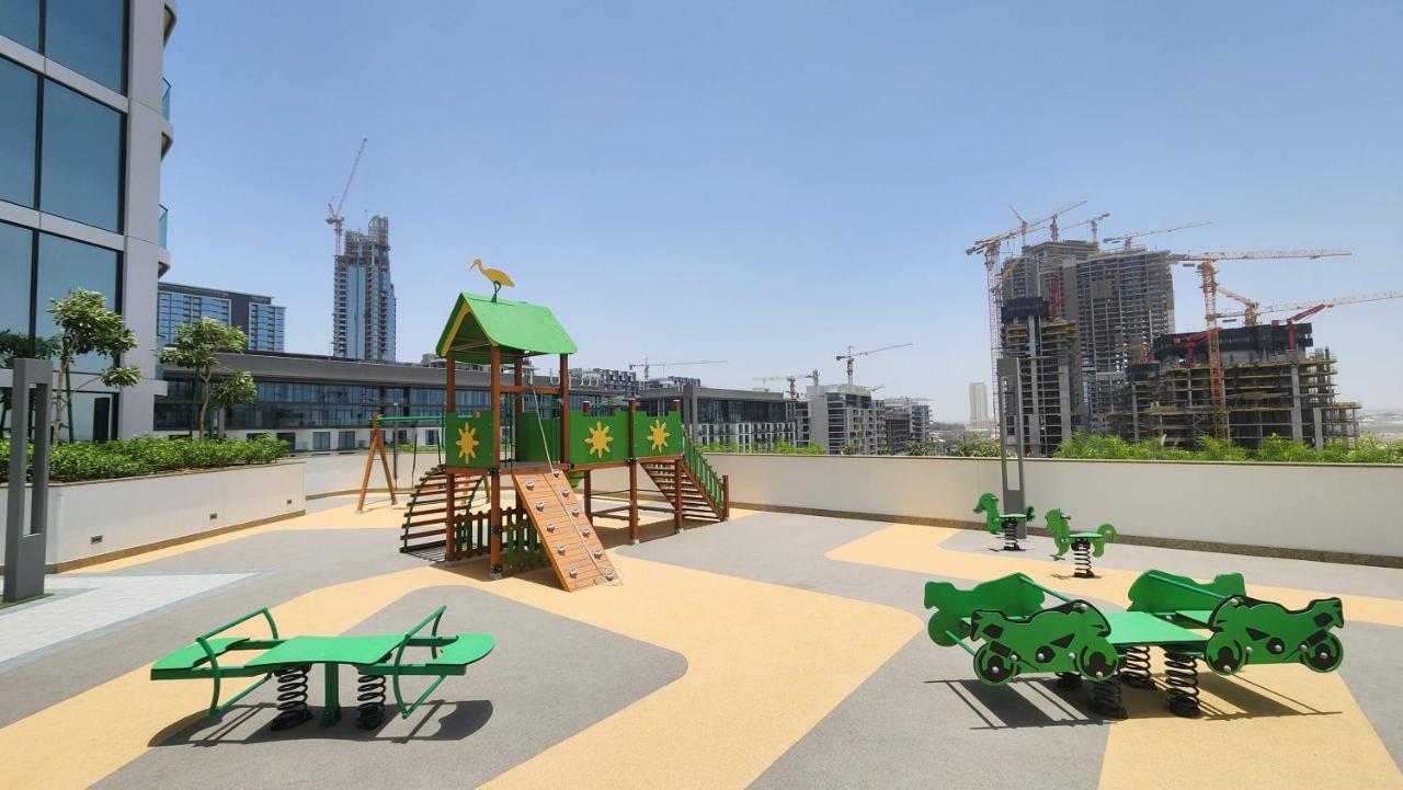 By Latinem Luxury 1br Holiday W2817 Near Burj Khalifa *