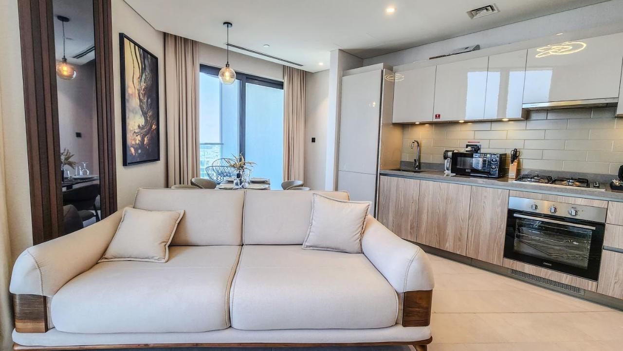 By Latinem Luxury 2br Holiday W1704 Near Burj Khalifa Apartment *