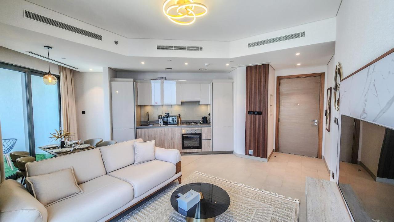 By Latinem Luxury 2br Holiday W1704 Near Burj Khalifa Apartment *