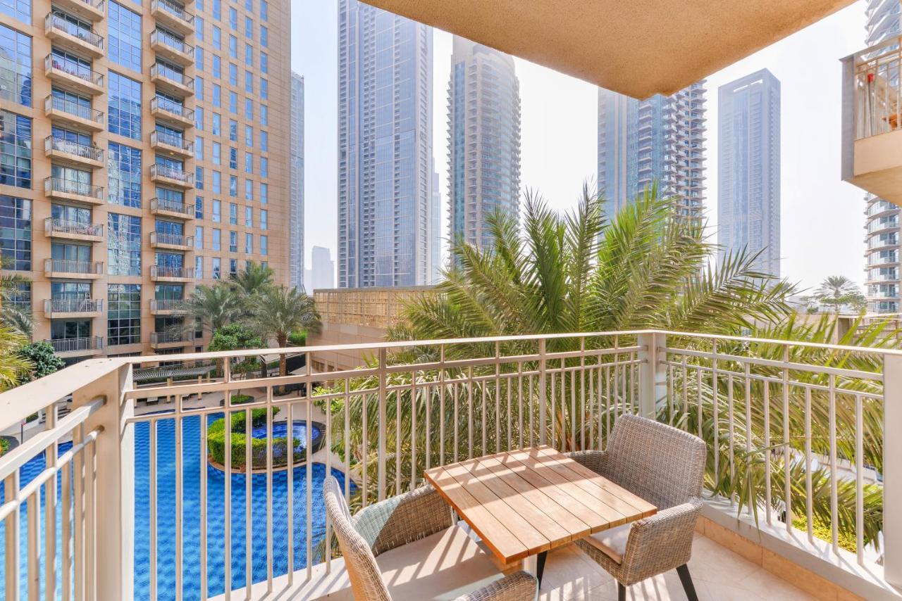 Apartment Residences At Standpoint, Downtown