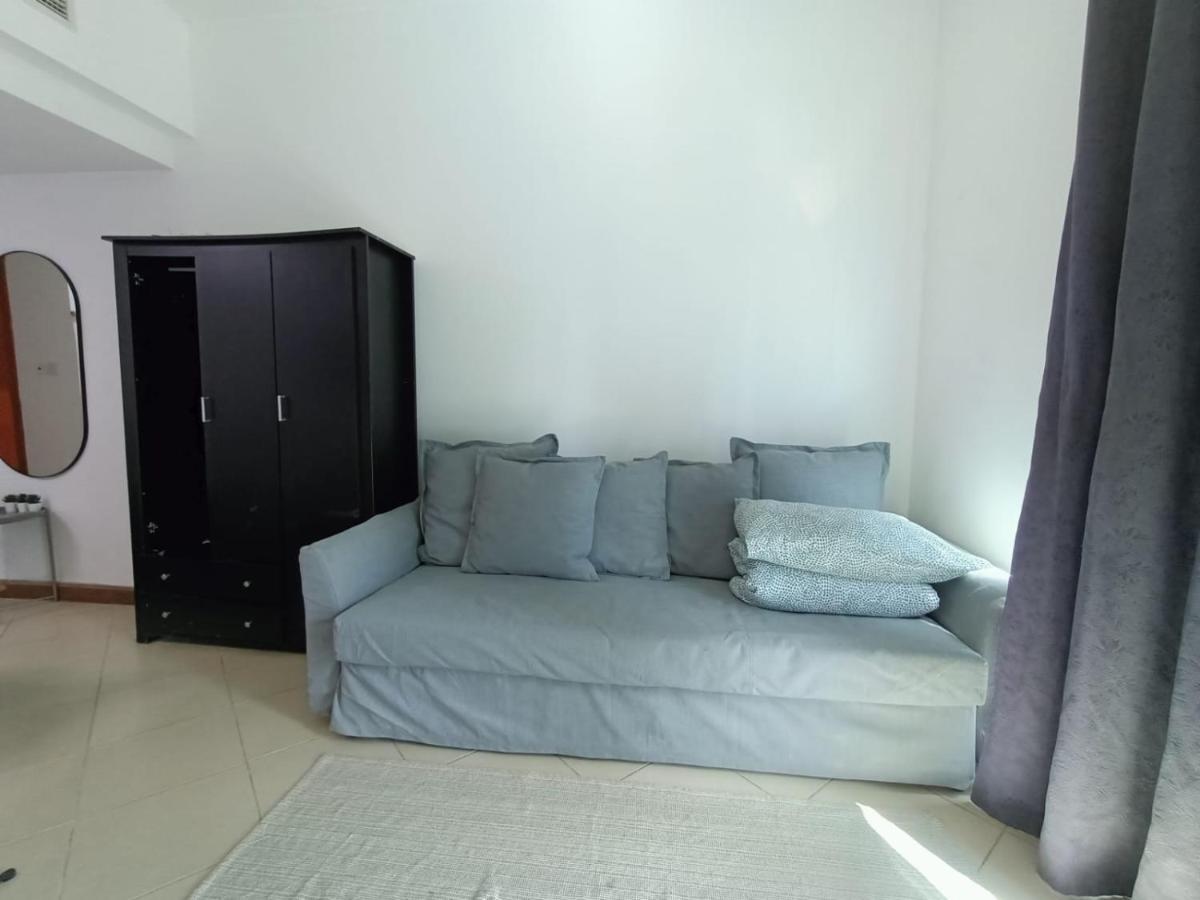 Diamond 1 In Marina! Apartment Dubai