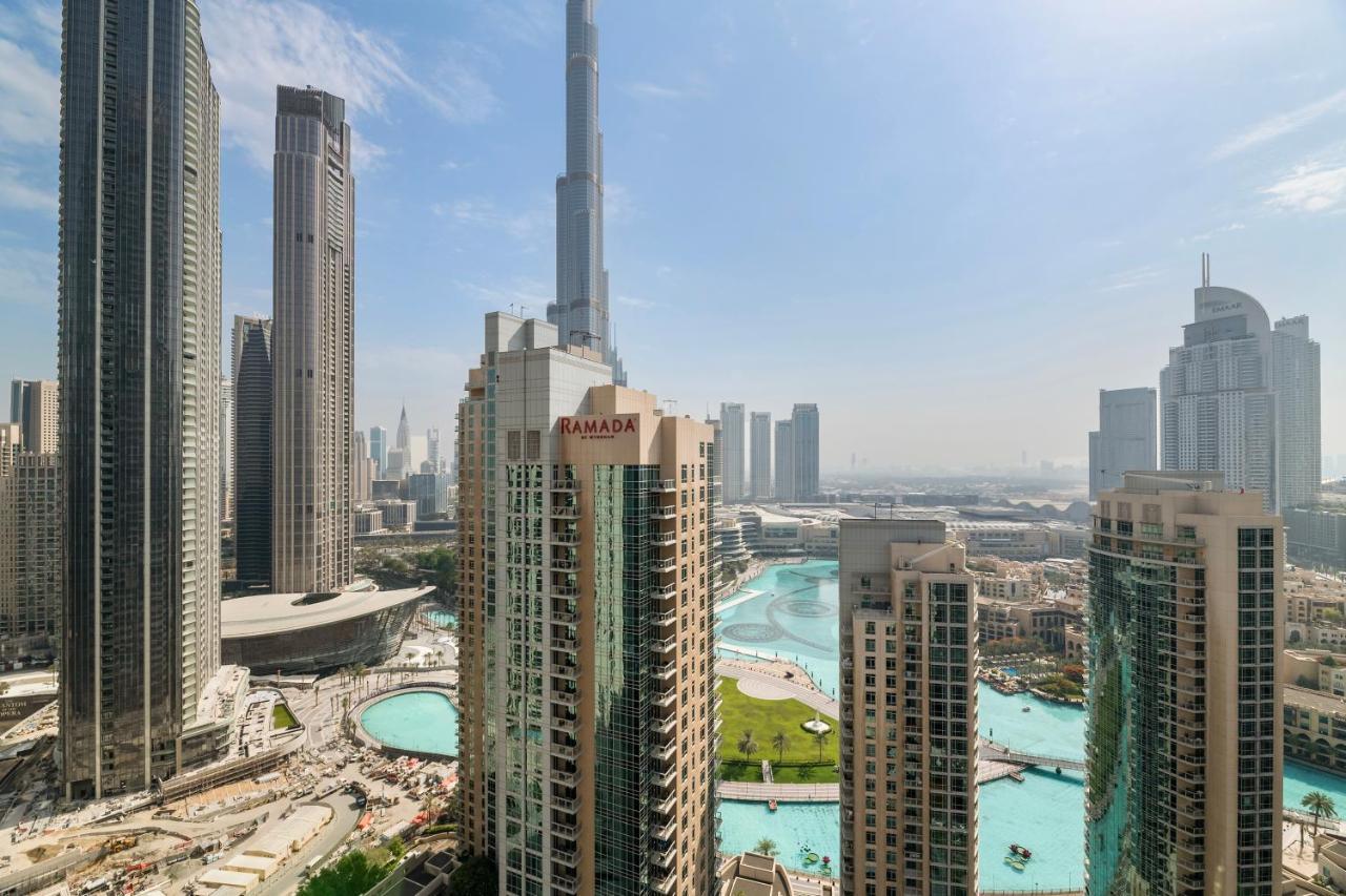 Apartment Sophisticated 1bd W Incredible Burj Khalifa Views Dubai