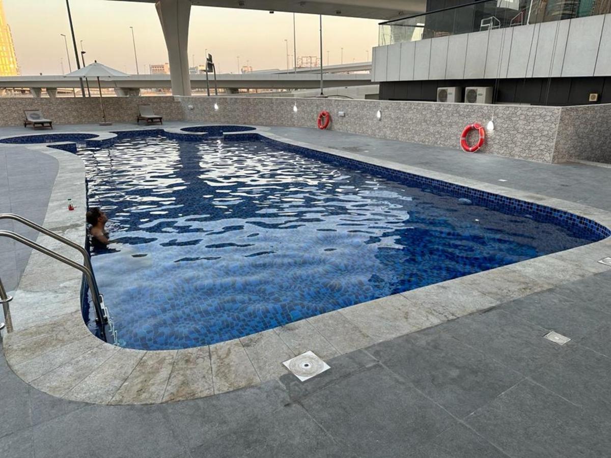 My-places 1 Bed Escan Towers 15 * Dubai