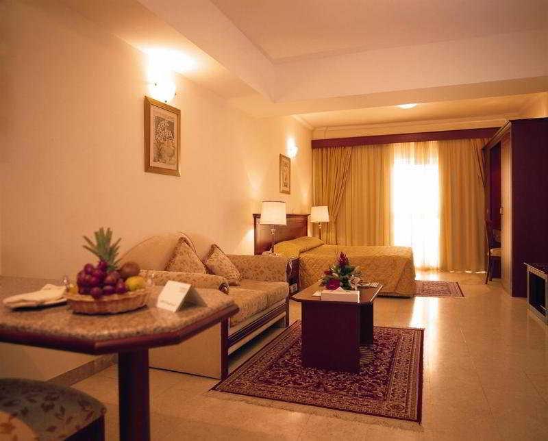 Savoy Aparthotel