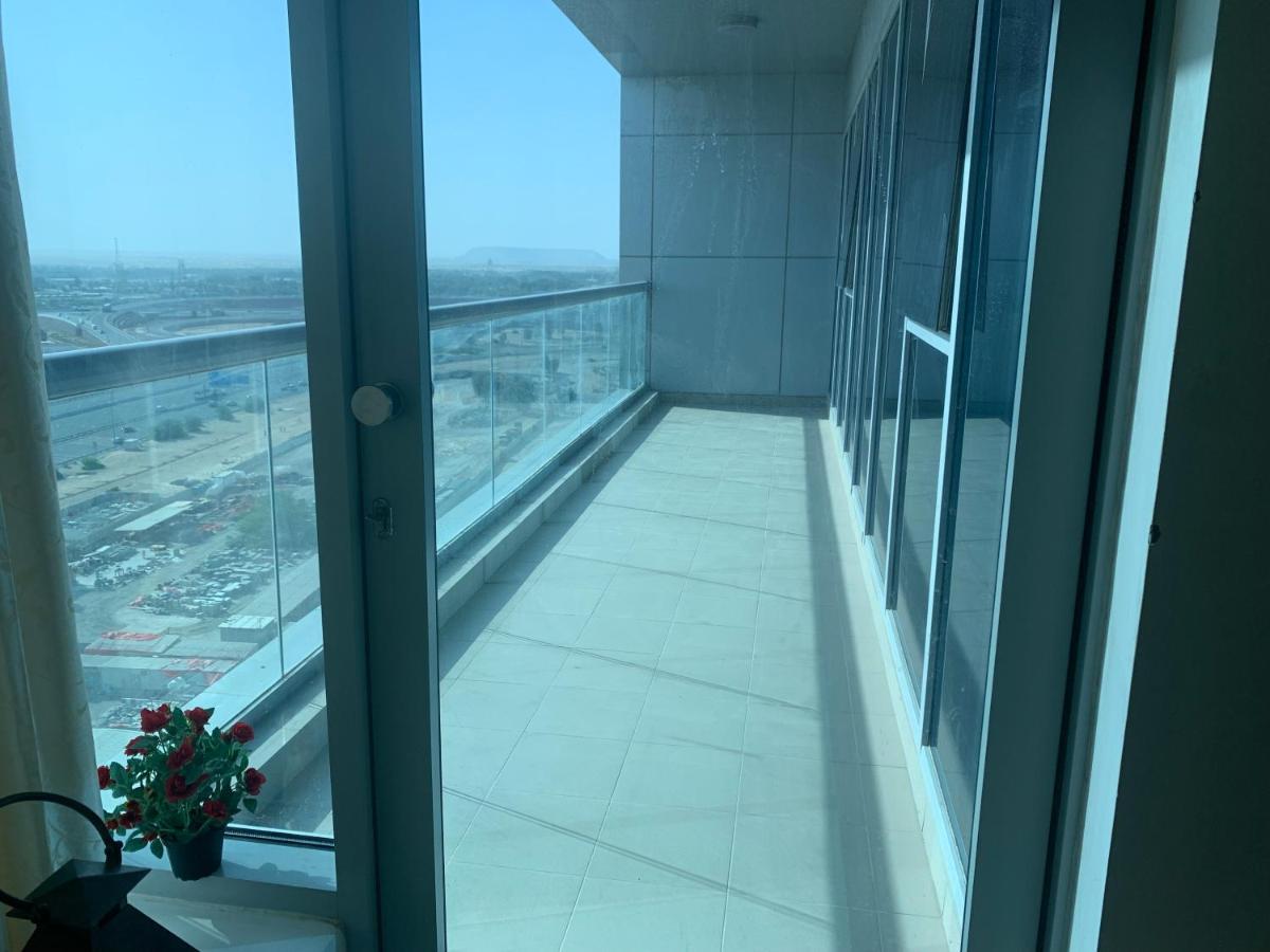 Apartment Skycourts Entire Apartment-120m2-big Balcony