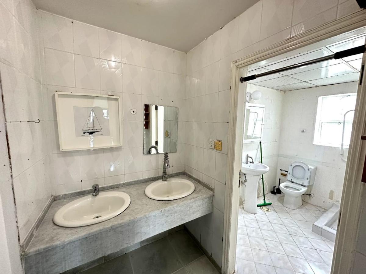 For Rent In Compound Housing Near Burj Alarab 125 Homestay Dubai