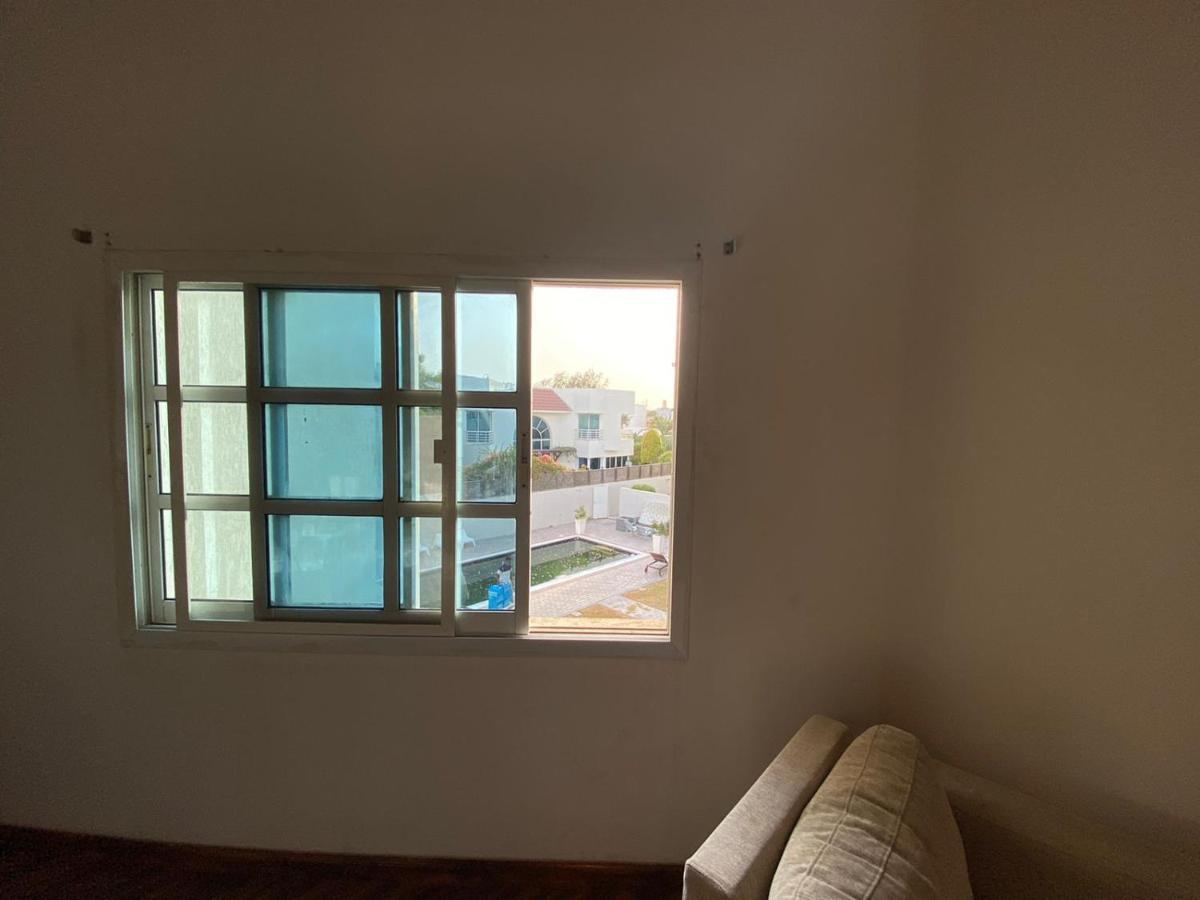 Homestay Relaxing Private In Compound Housing Near Burj Alarab 124 Dubai