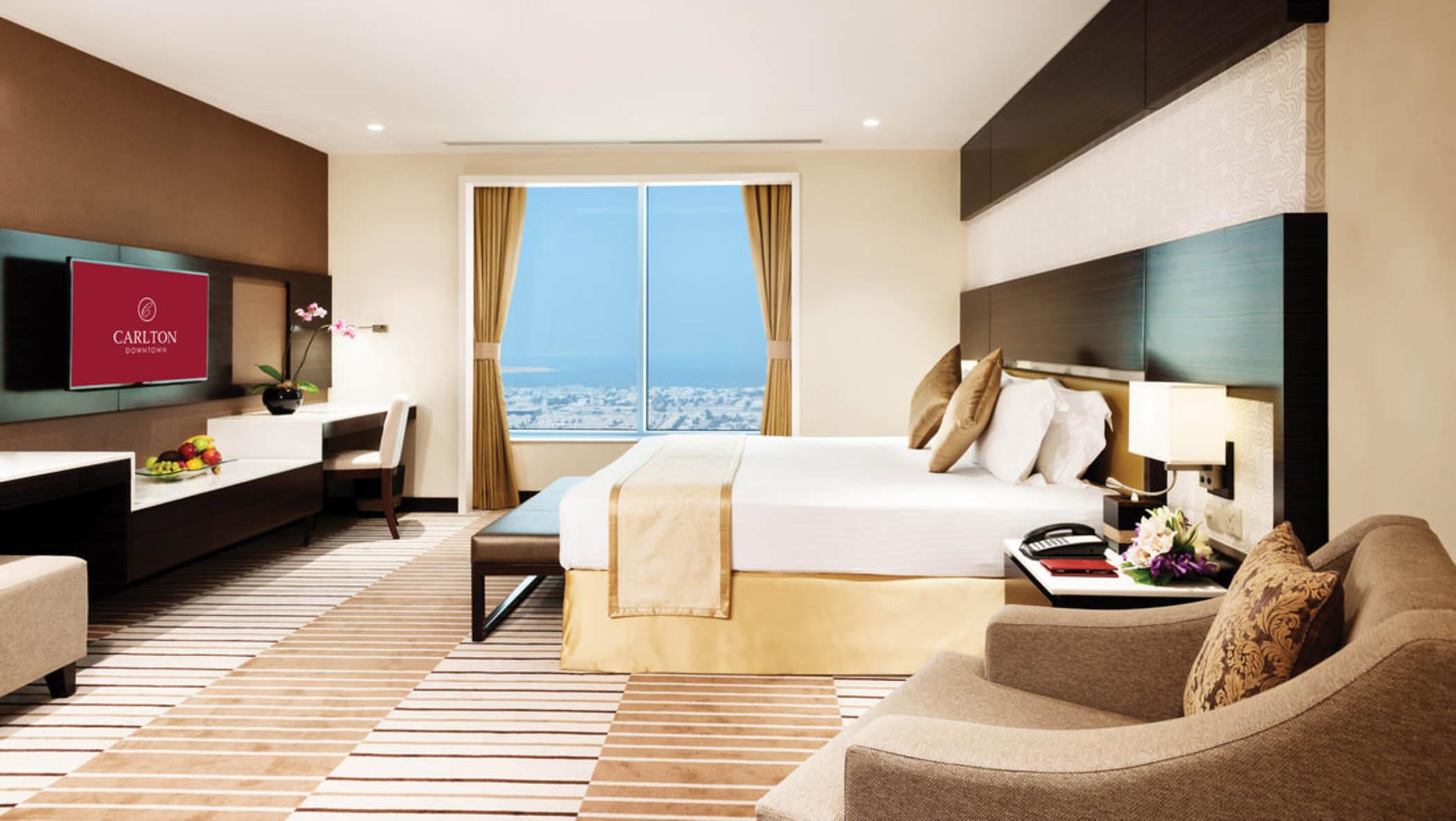 Carlton Downtown Hotel 4*