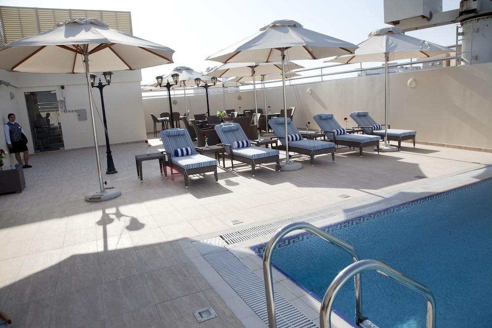 Grand Excelsior Al Barsha 4*