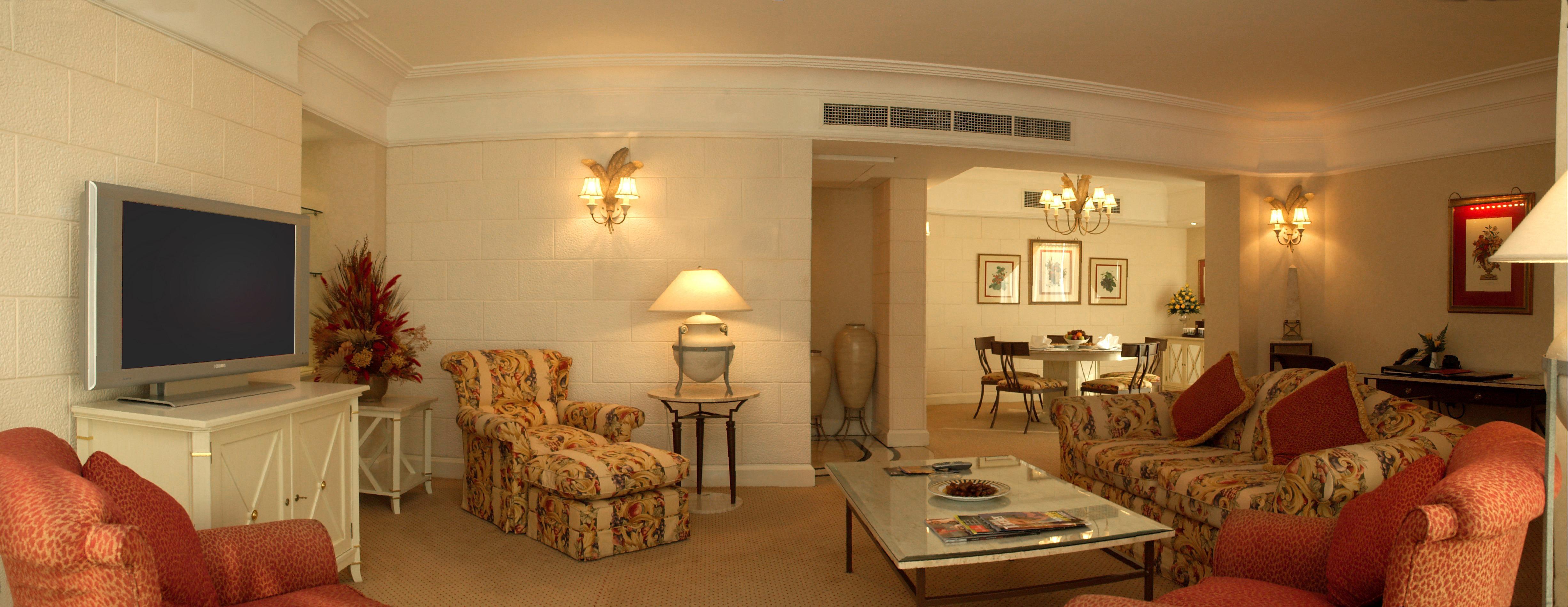 Millennium Plaza Downtown, Hotel 5*