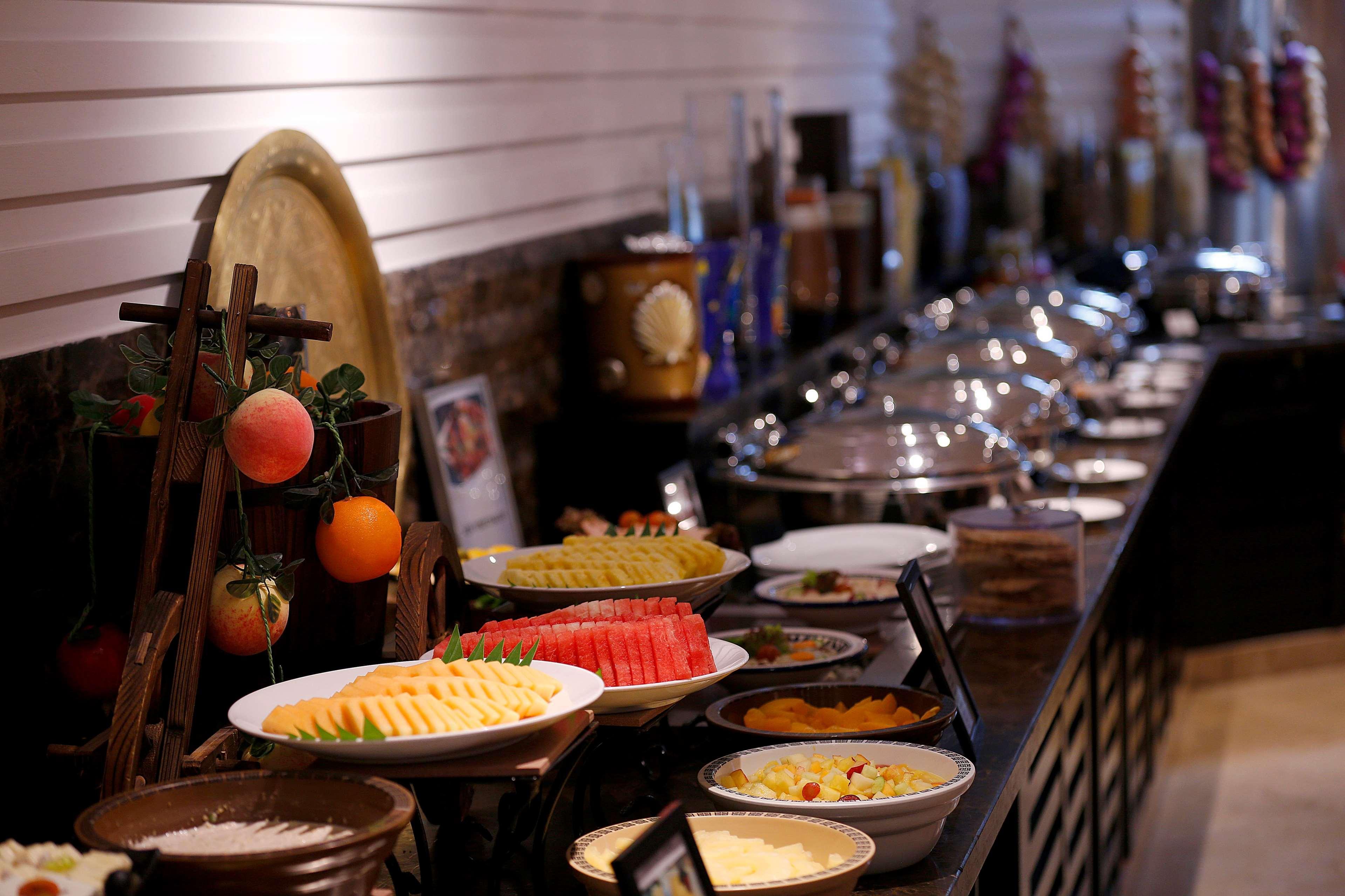 Ramada Plaza By Wyndham Deira Hotel