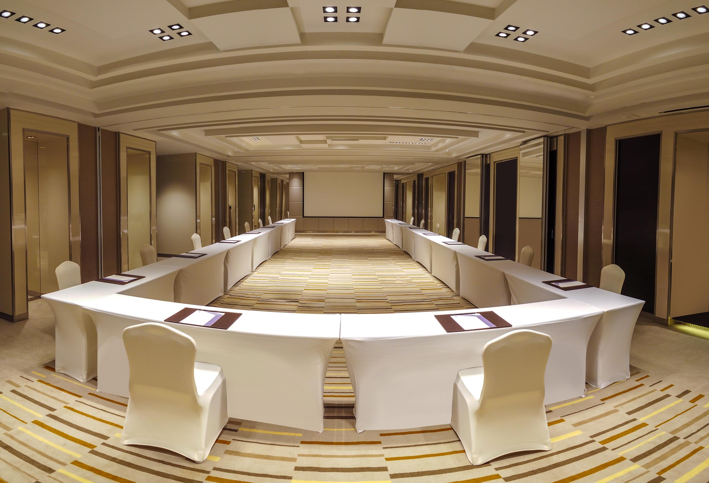 Hotel Hyatt Regency Creek Heights 5*