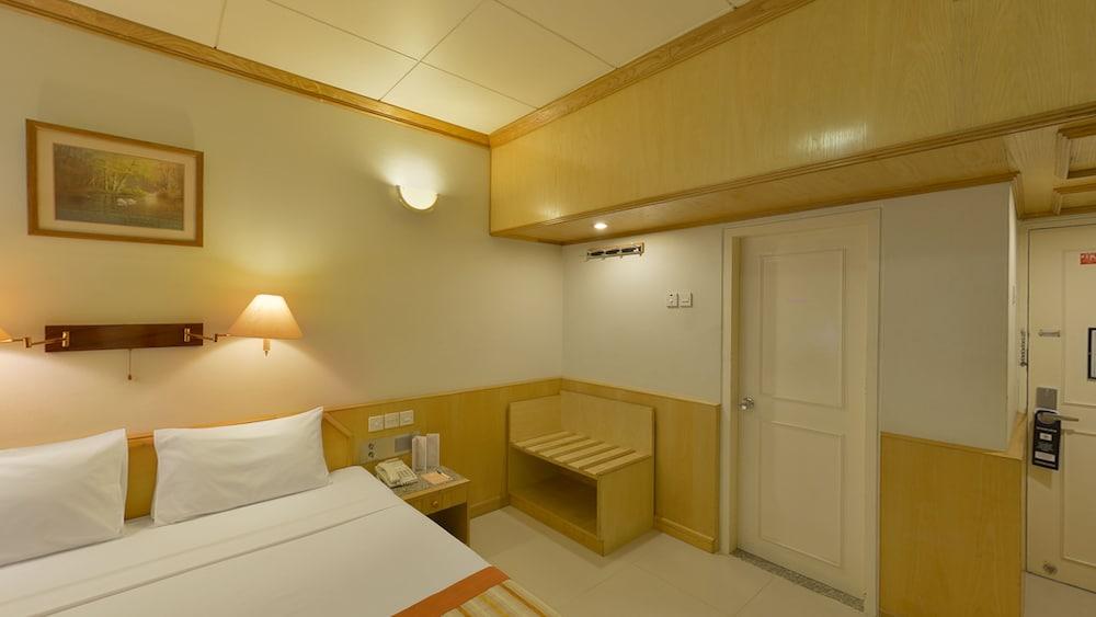 Hotel Grand Astoria 3*